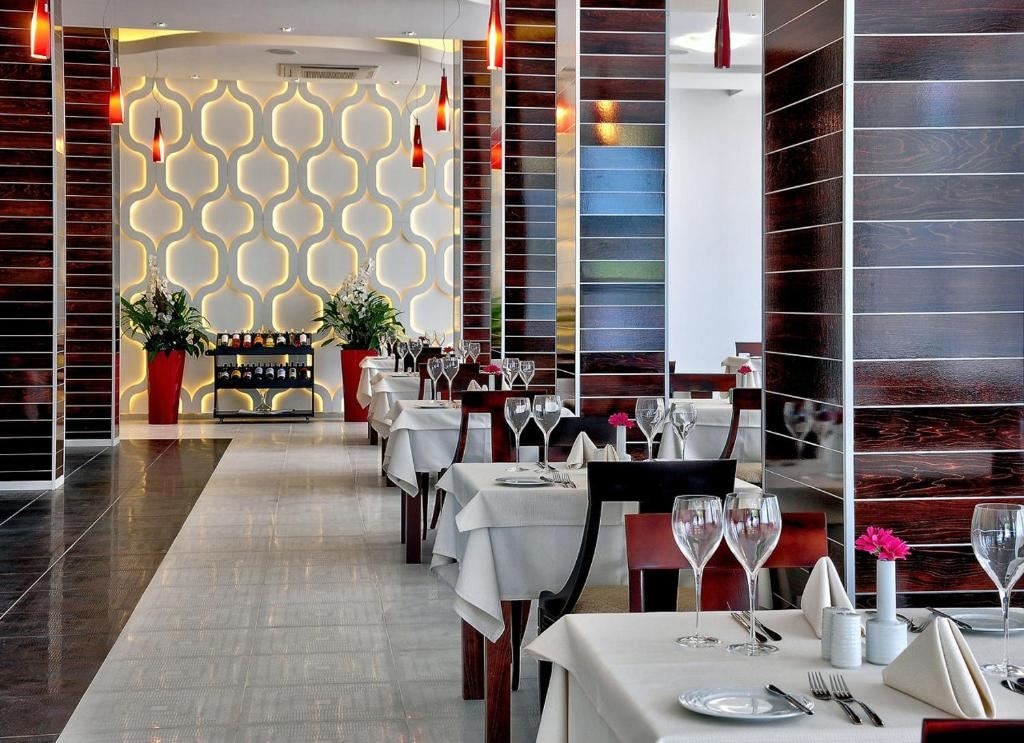 restaurants-restaurants