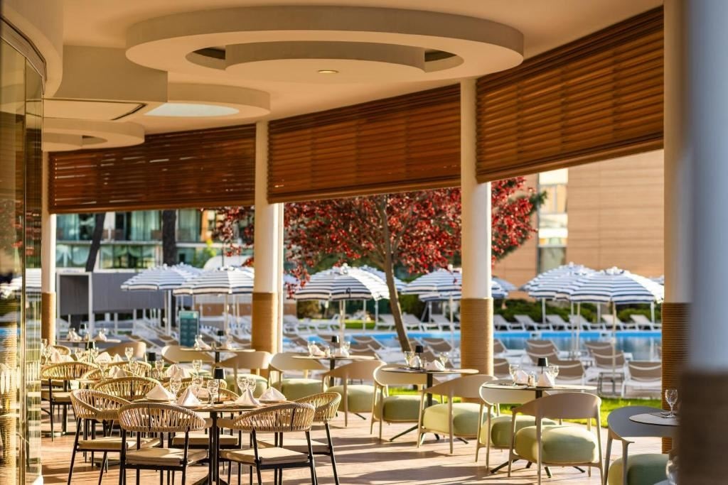 restaurants-restaurants