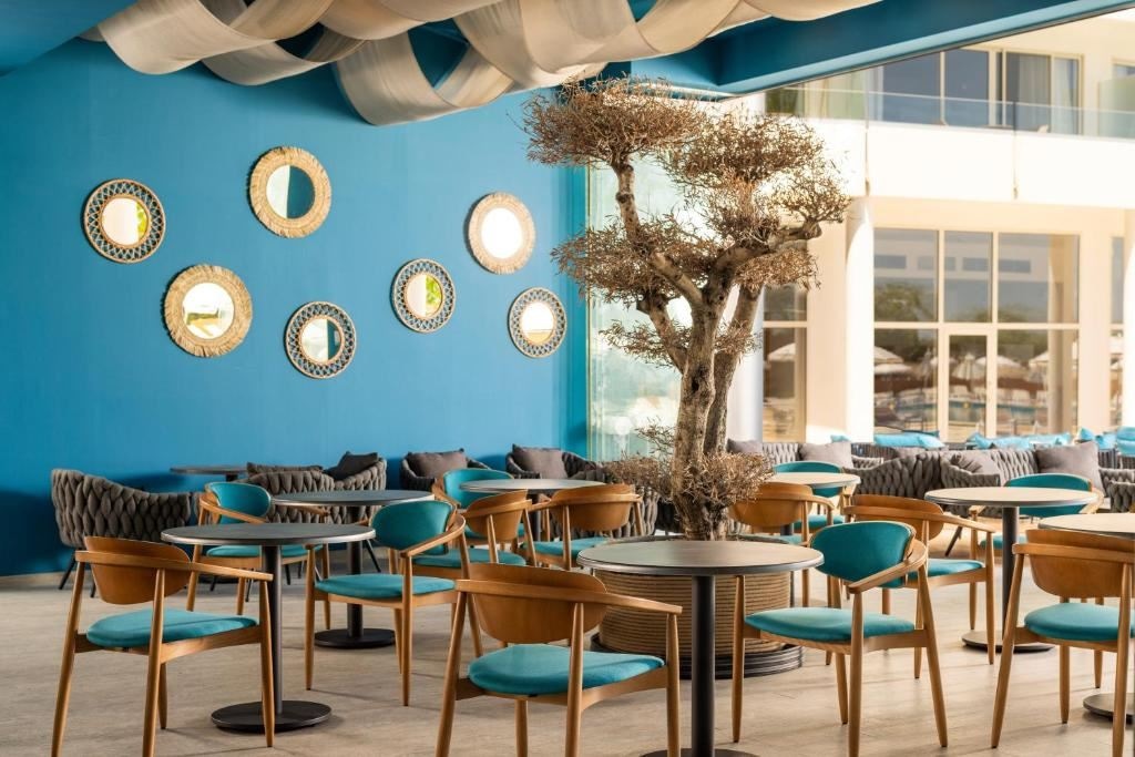 restaurants-restaurants