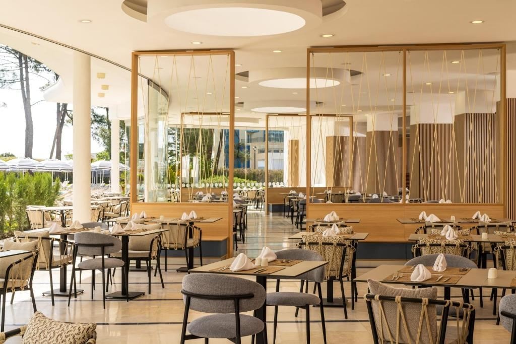 restaurants-restaurants