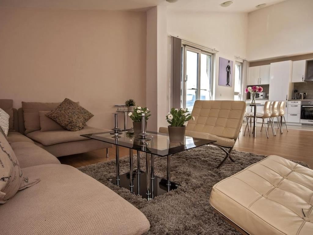 rooms-2-bedroom-standard-apartment