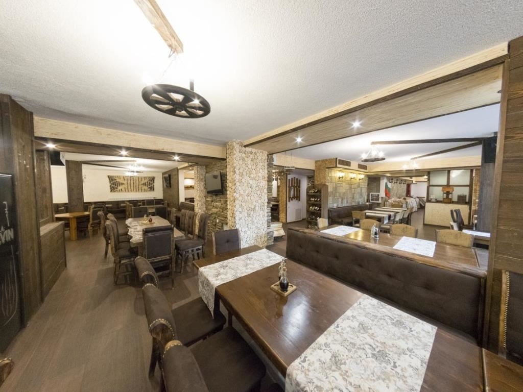 restaurants-restaurant