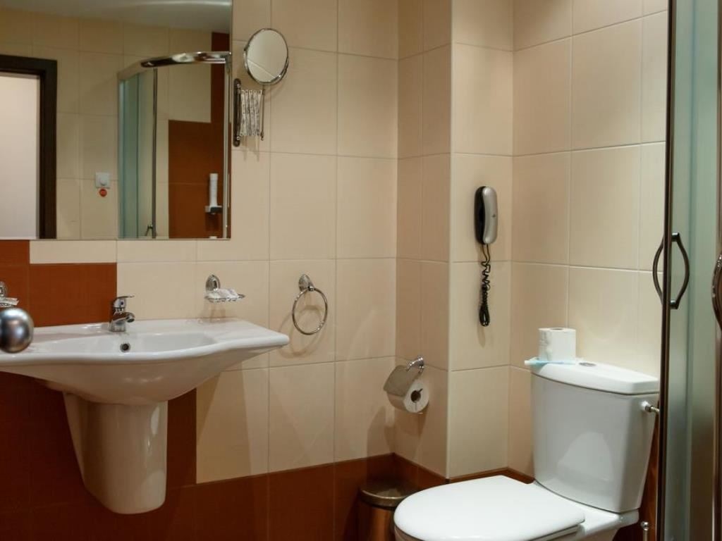 rooms-standard-apartment-balcony