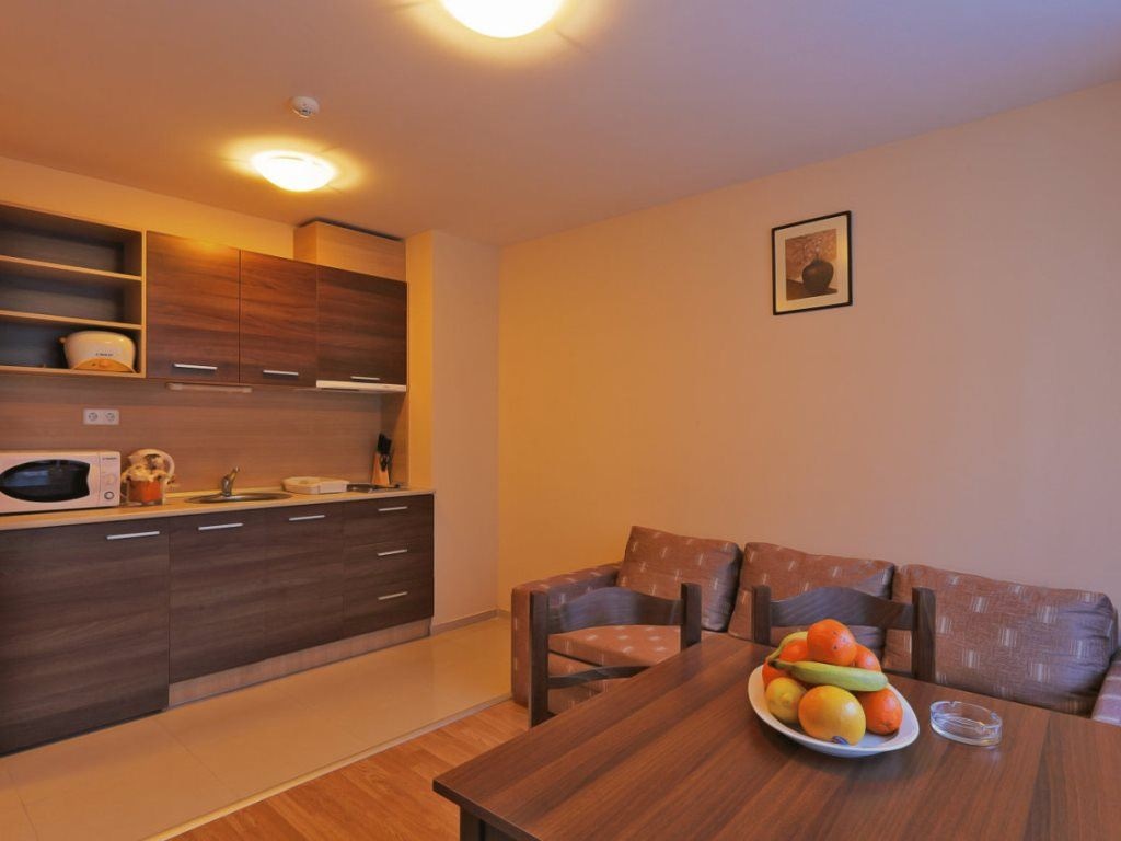 rooms-2-bedroom-standard-apartment-balcony