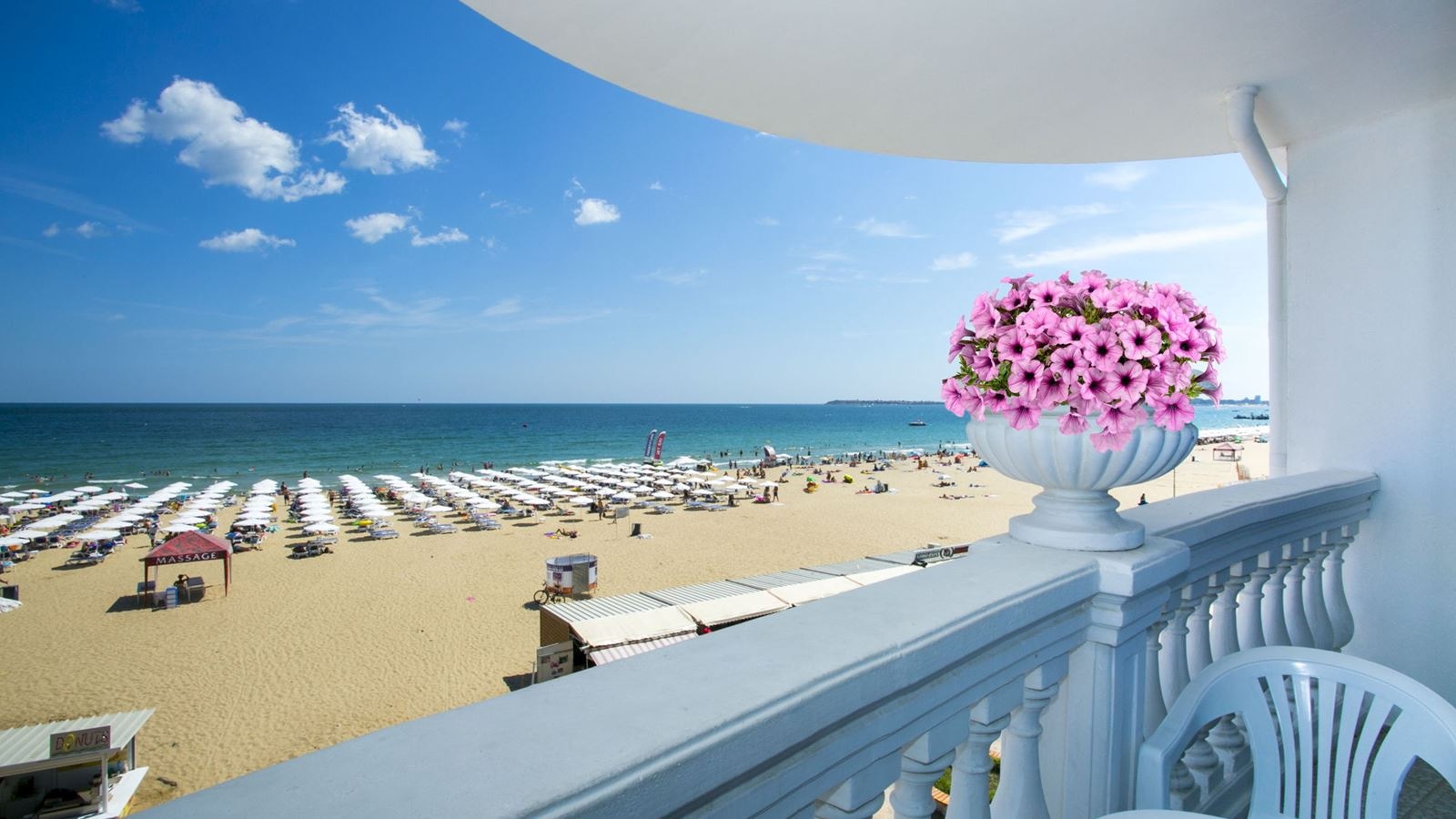 rooms-studio-chaika-sea-view