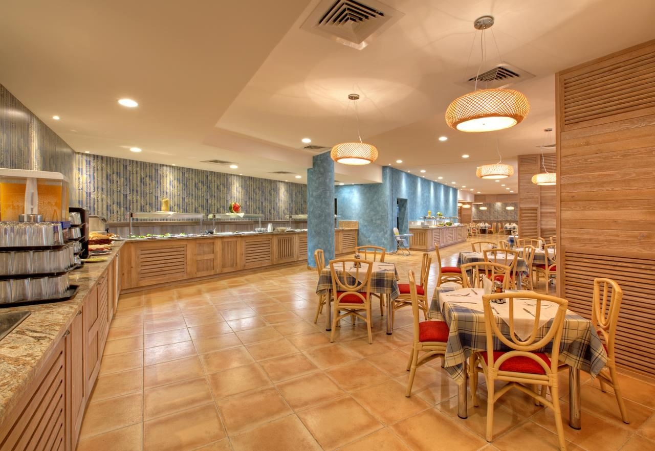 restaurants-restaurants