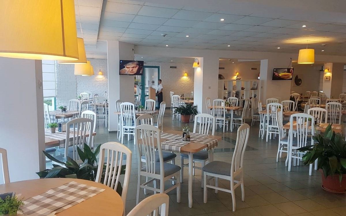 restaurants-restaurants