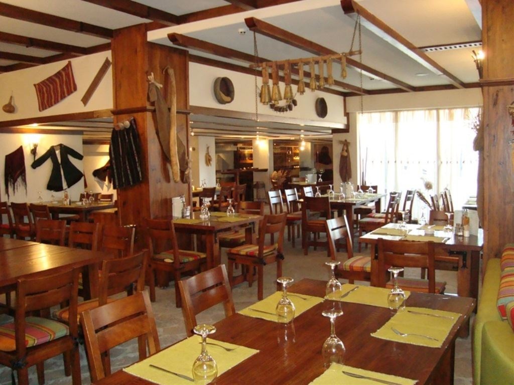 restaurants-main-restaurant