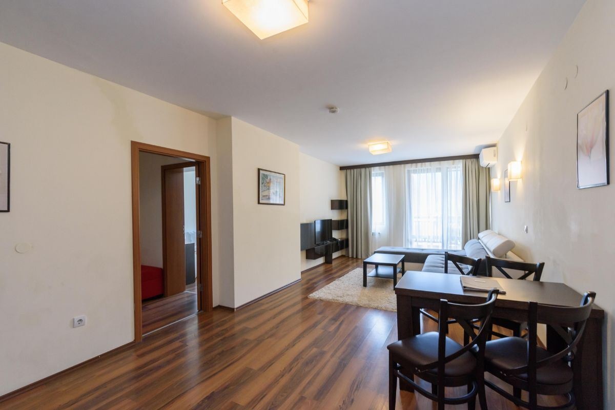 rooms-2-bedroom-standard-apartment-balcony