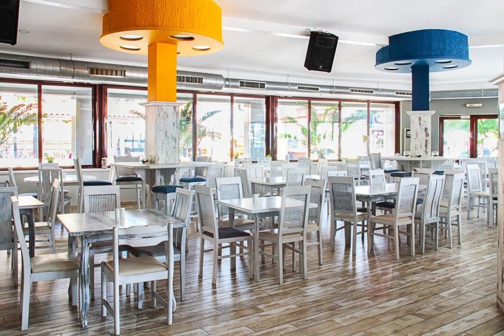 restaurants-restaurants