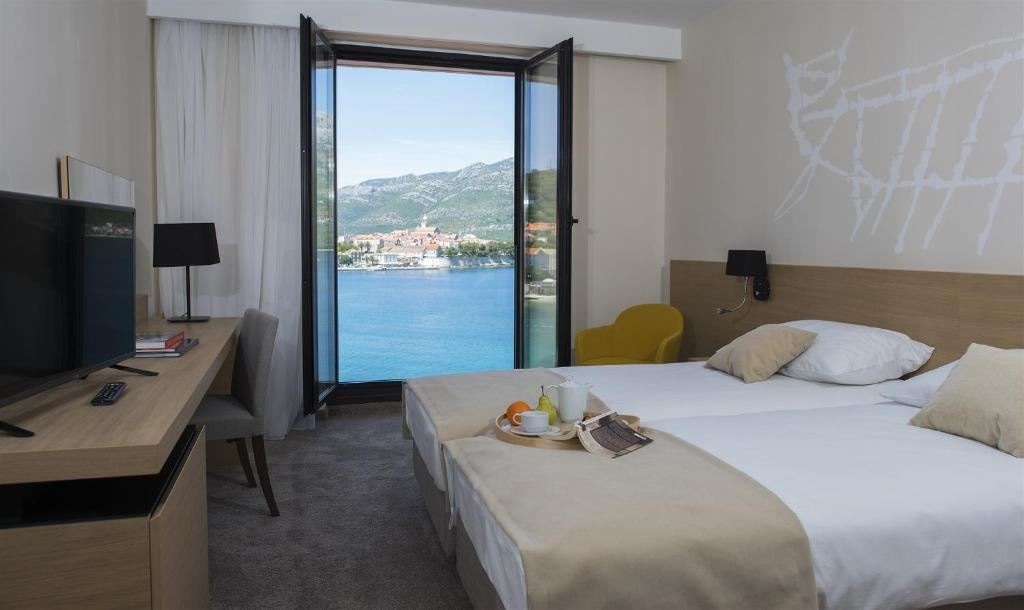 rooms-double-standard-room-seaside