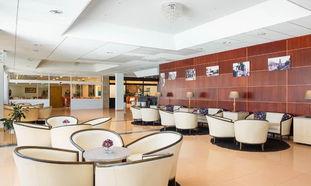 bars-lobby-bar