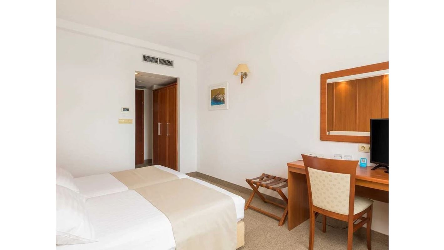 rooms-comfort-room