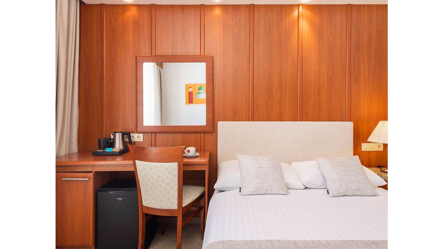 rooms-standard-room