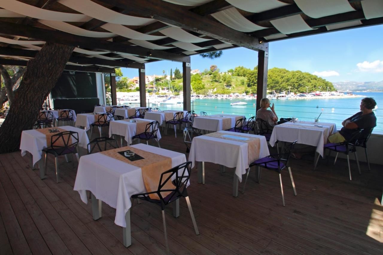 restaurants-restaurants