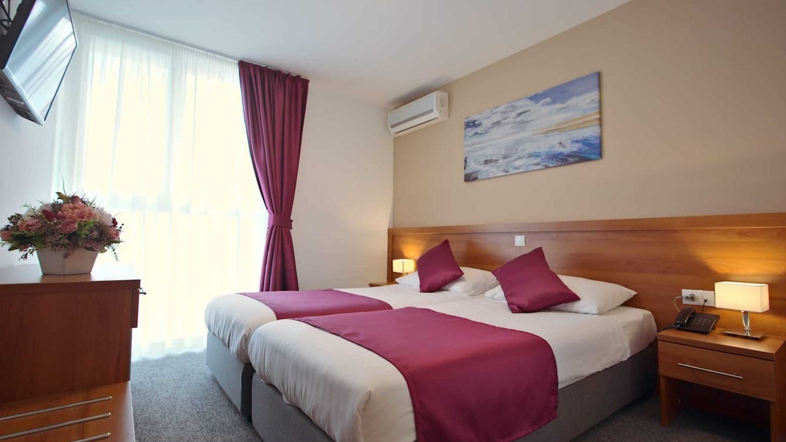 rooms-double-annex-room-park-view