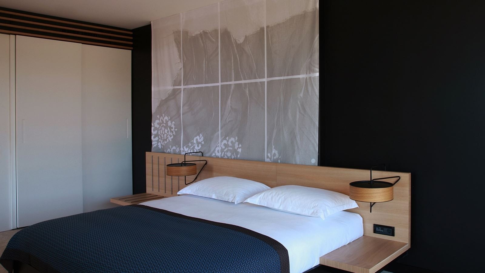 rooms-double-premium-room-balcony-or-terrace