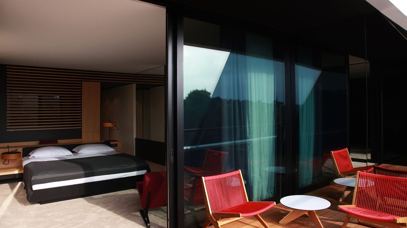 rooms-double-premium-room-balcony-or-terrace
