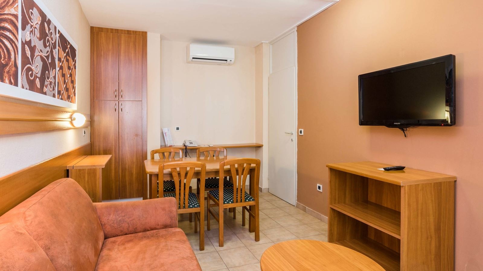 rooms-1-bedroom-premium-apartment-park-view-terrace