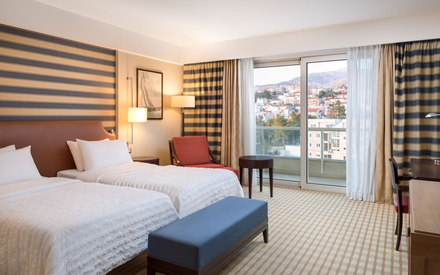 rooms-premium-room-park-view-balcony