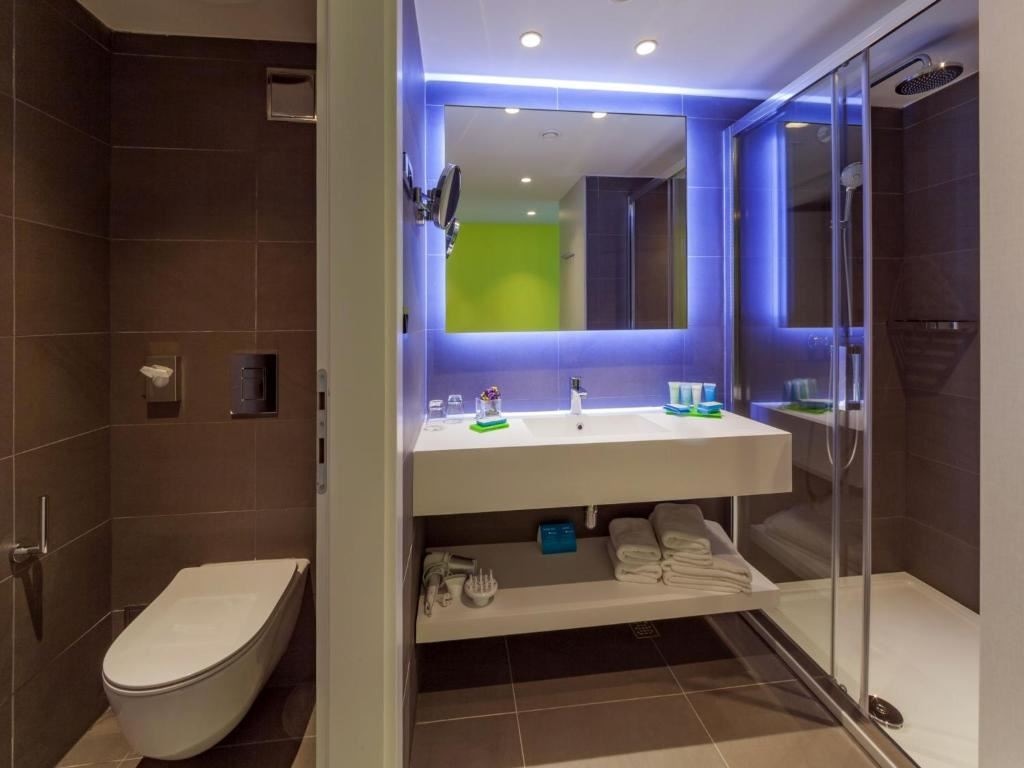 rooms-standard-room-balcony