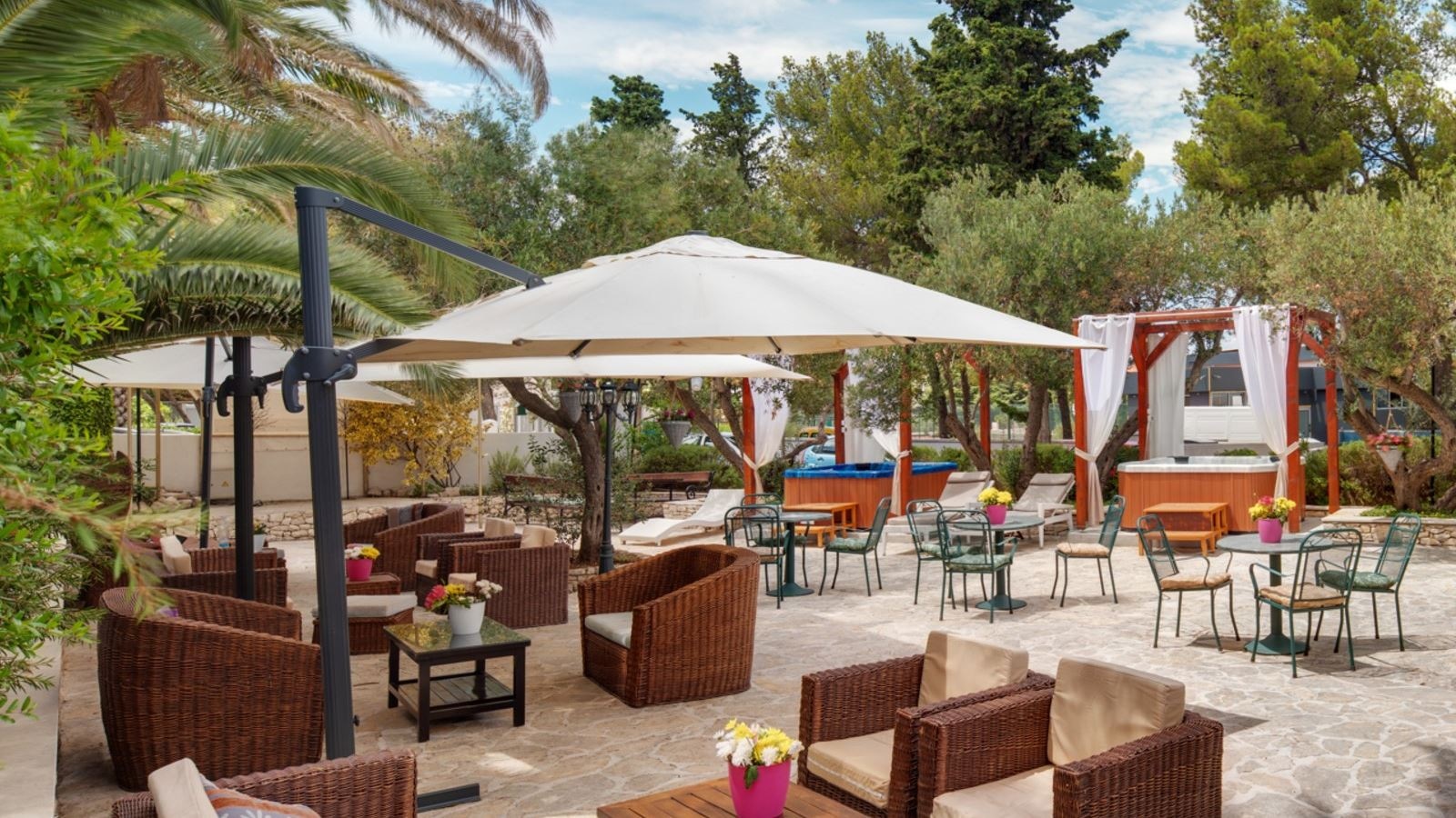 restaurants-restaurants