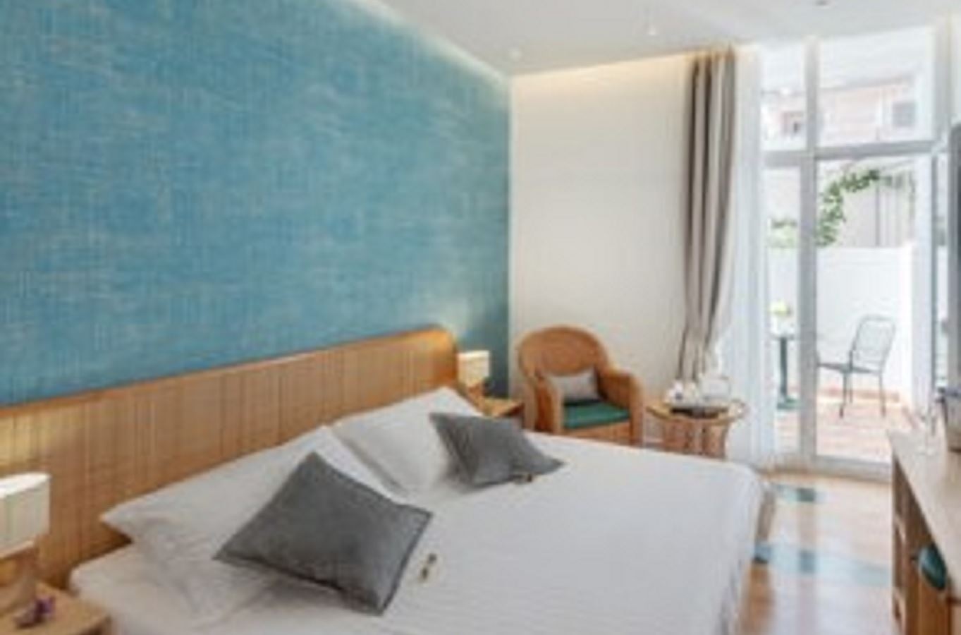 rooms-twin-standard-room-balcony