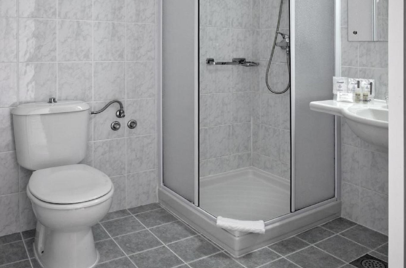 rooms-standard-room-balcony