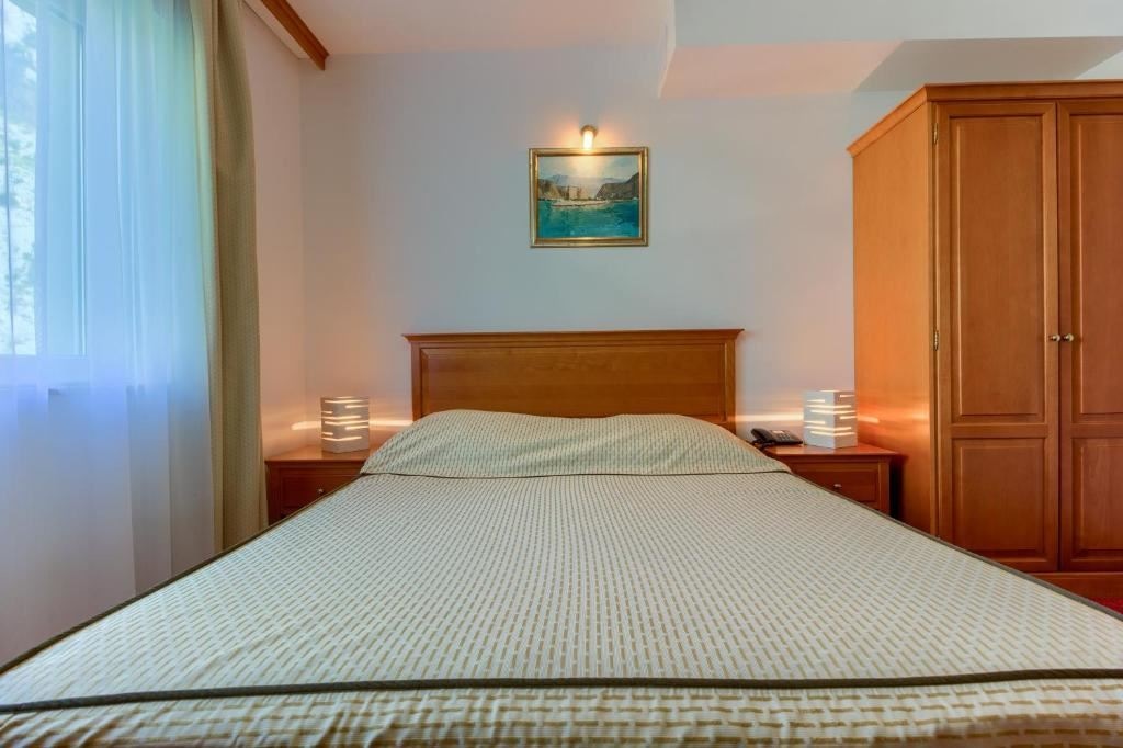 rooms-double-standard-room-riverview