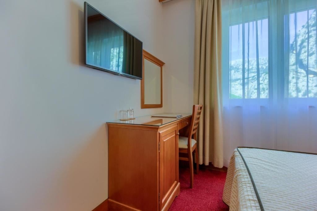 rooms-double-standard-room-riverview