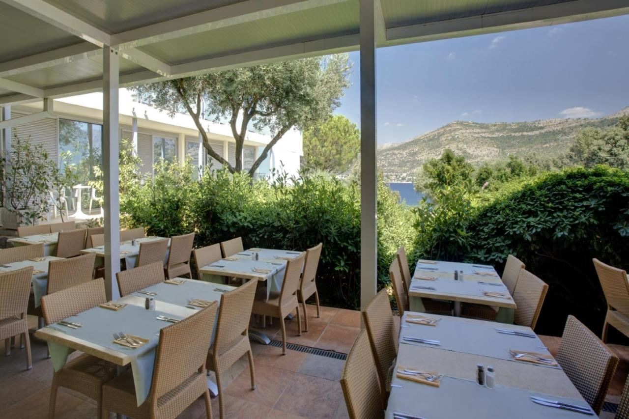 restaurants-restaurants