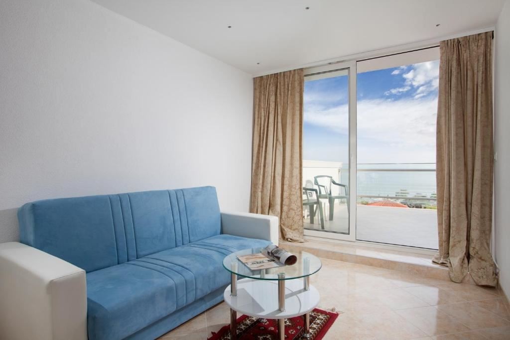 rooms-double-standard-room