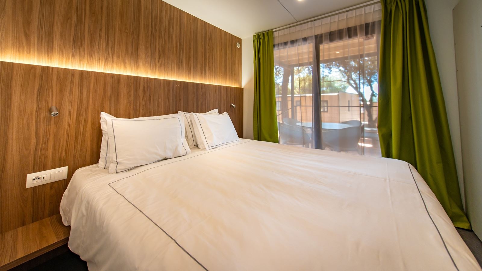 rooms-2-bedroom-beach-cottage-2-bathrooms