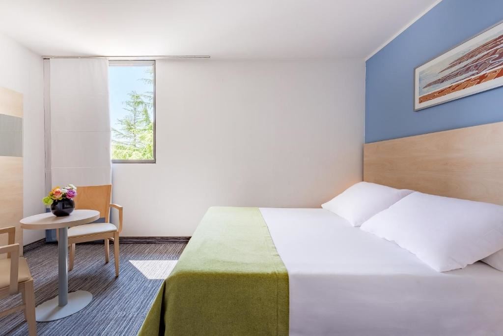 rooms-double-classic-room