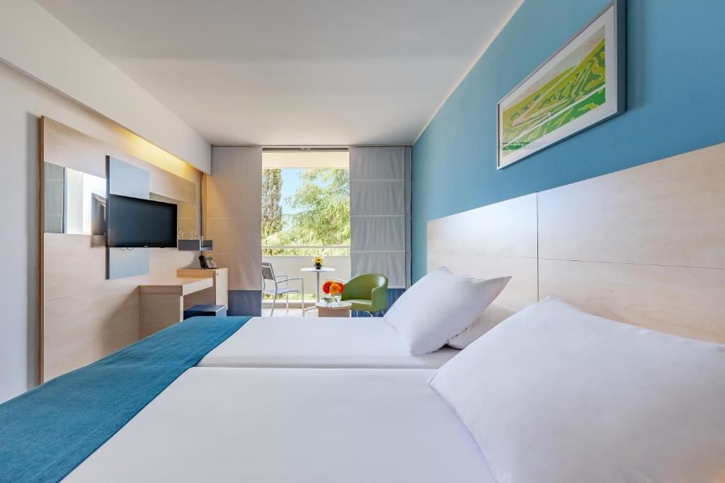 rooms-double-superior-room-balcony