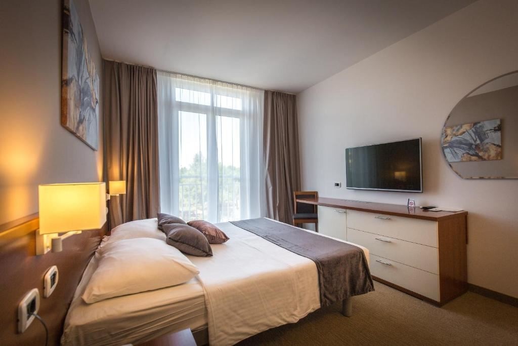 rooms-double-room-park-view