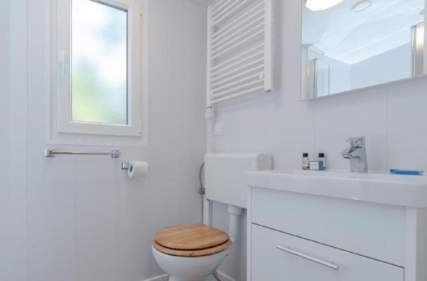 rooms-mobile-home-terrace