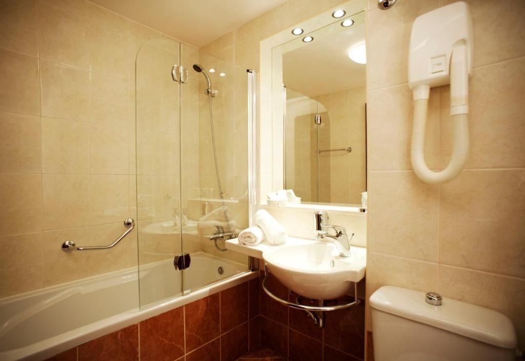 rooms-double-standard-room-balcony