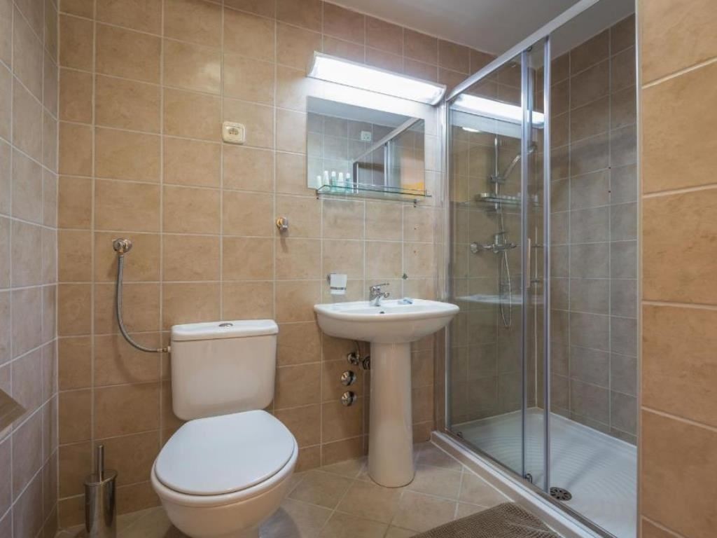 rooms-double-superior-room-seaside-balcony