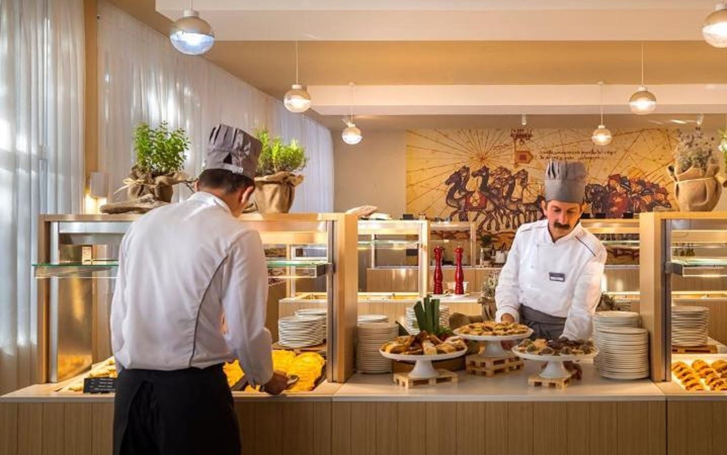 restaurants-main-building