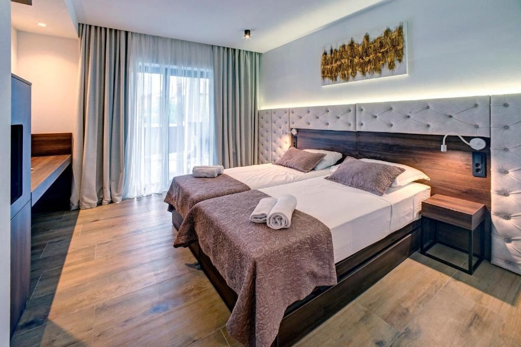 rooms-twin-classic-room