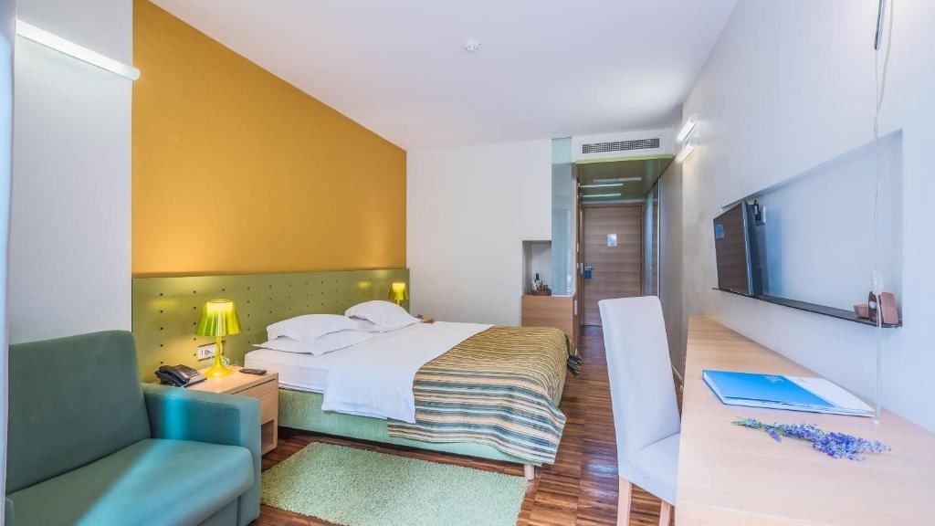 rooms-double-superior-room-balcony