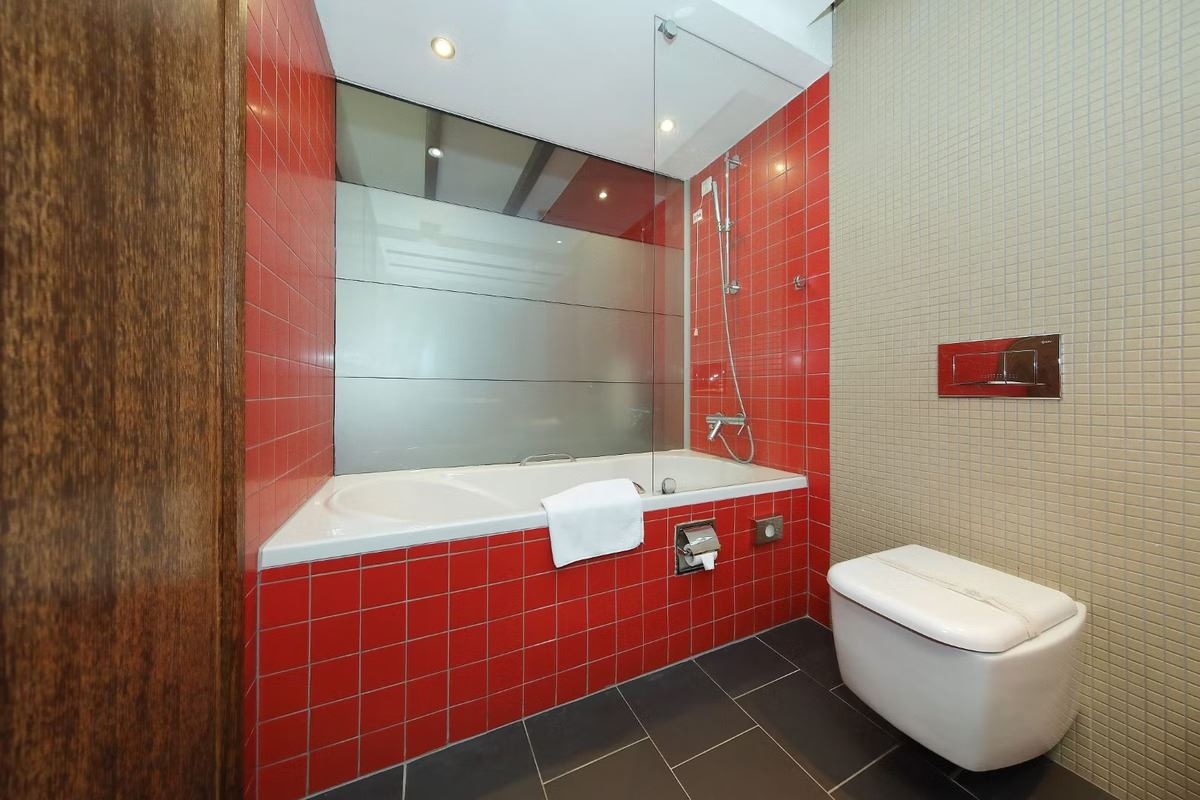 rooms-superior-room-frenchbalcony