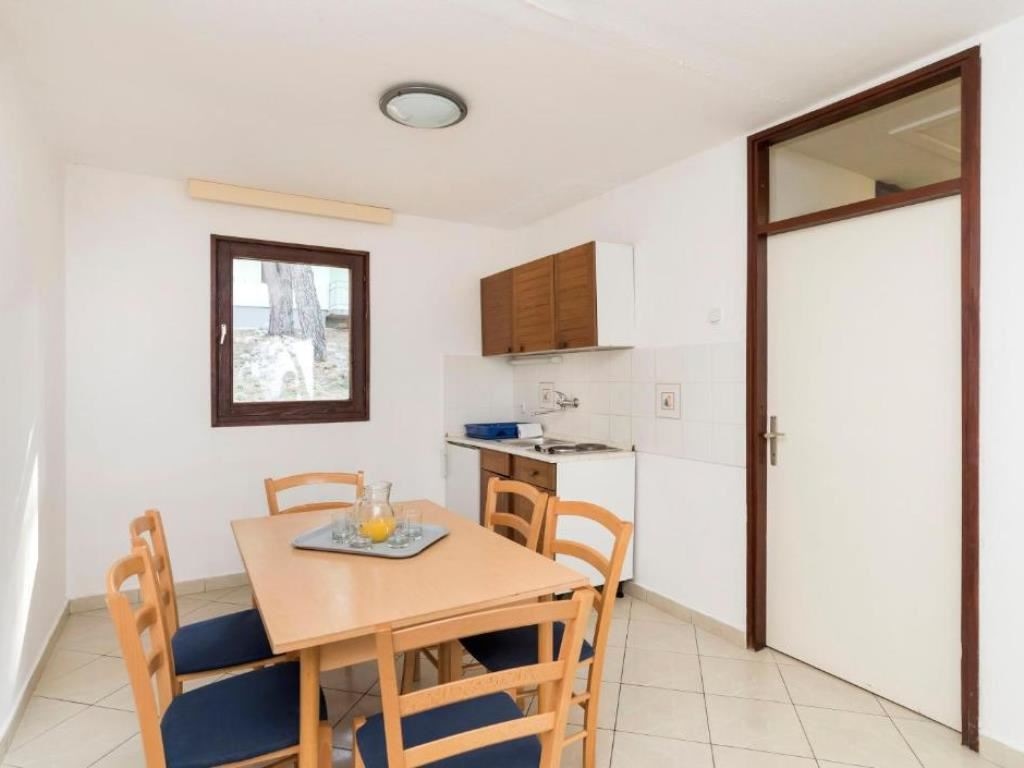 rooms-2-bedroom-standard-apartment-park-view-balcony