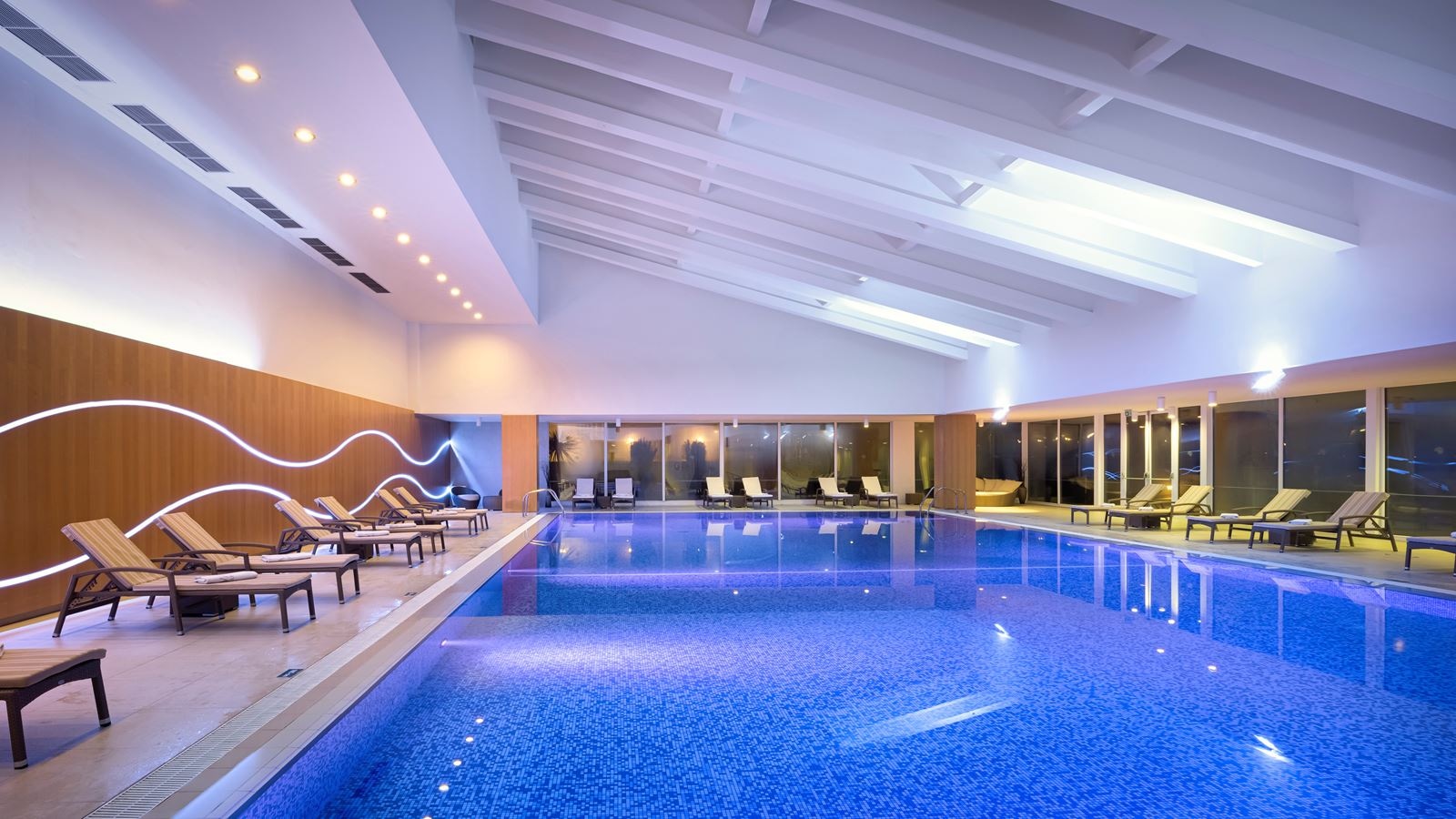 pools-indoor-pool