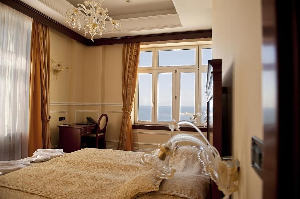 rooms-double-superior-room