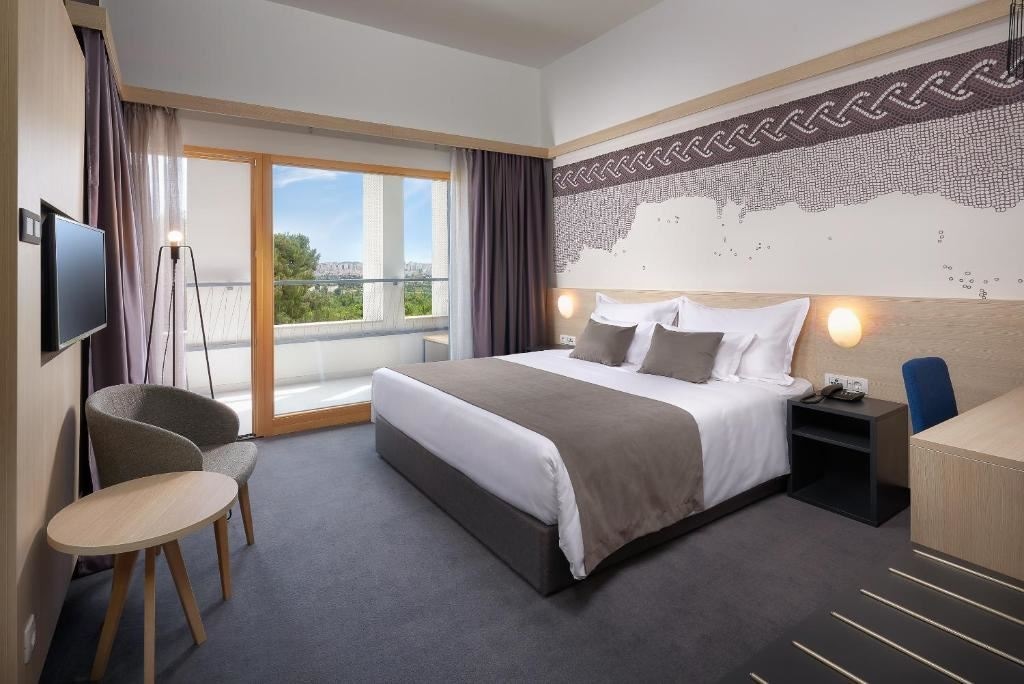 rooms-superior-room-balcony