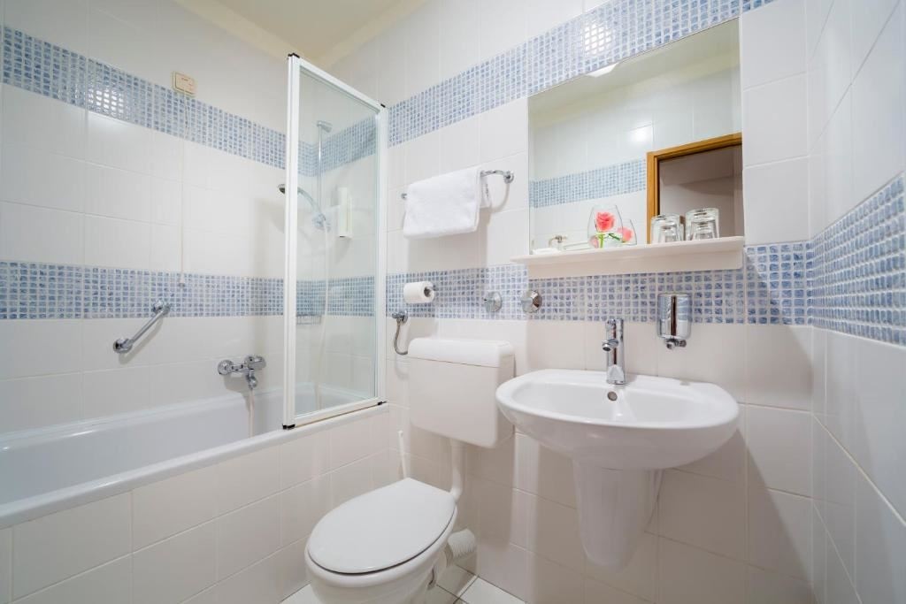 rooms-double-comfort-room-seaview