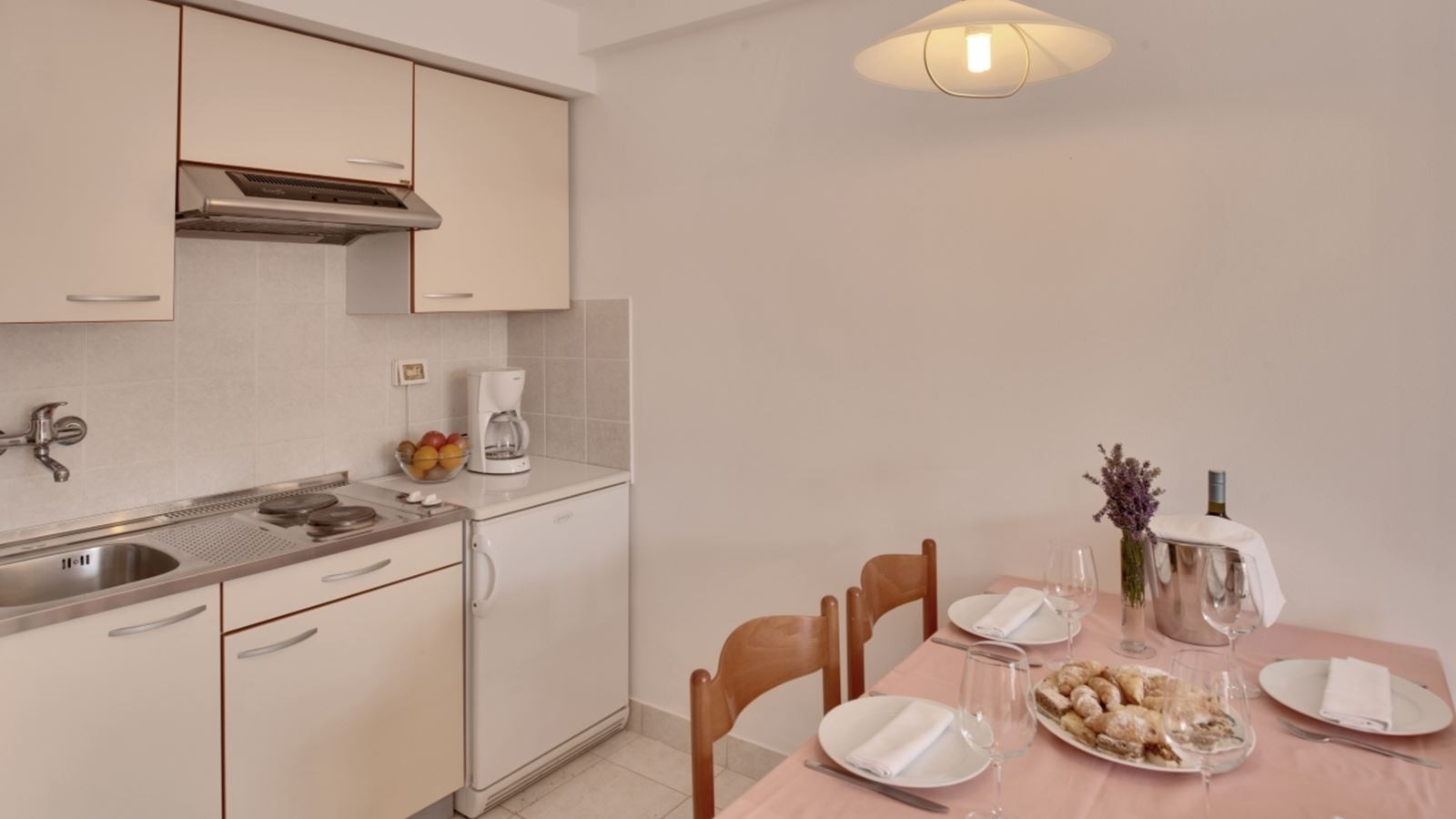 rooms-2-bedroom-apartment-terrace