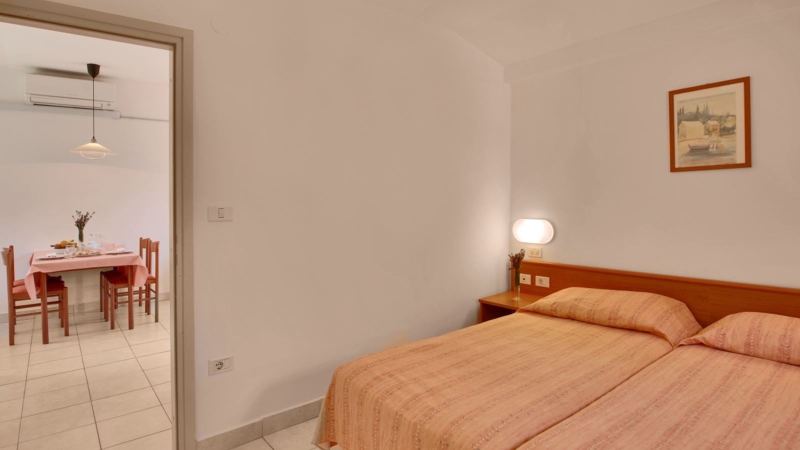 rooms-2-bedroom-apartment-terrace